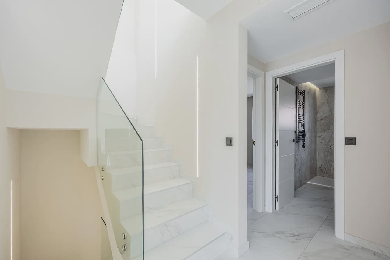 4 Zimmer Villa zu verkaufen in Ciudad Quesada mit Pool Garage - 580.000 € (Ref: 9995415)
