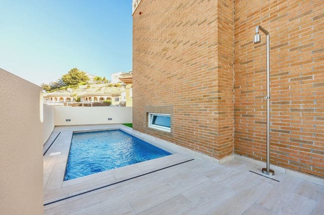 4 Zimmer Villa zu verkaufen in Ciudad Quesada, Rojales mit Pool Garage - 580.000 € (Ref: 9995415)