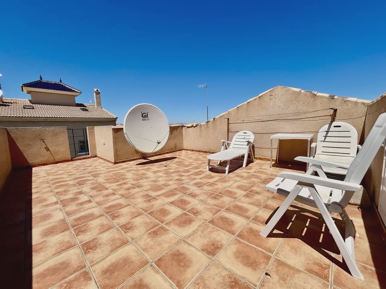 2 soverom Villa til salgs i La Zenia med svømmebasseng garasje - € 165 000 (Ref: 9995417)