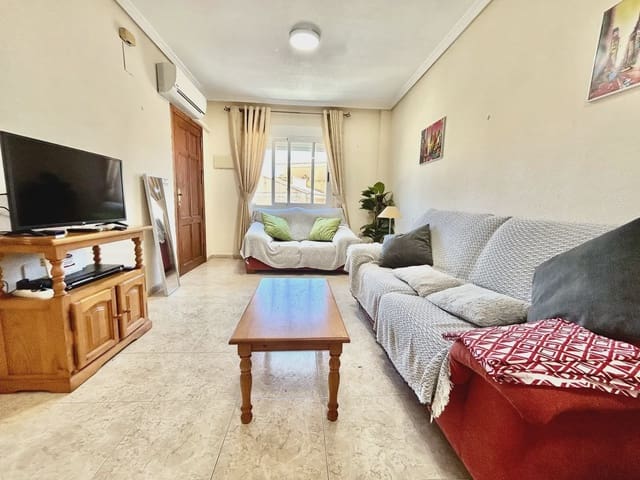 2 soverom Villa til salgs i La Zenia, Orihuela med svømmebasseng garasje - € 165 000 (Ref: 9995417)