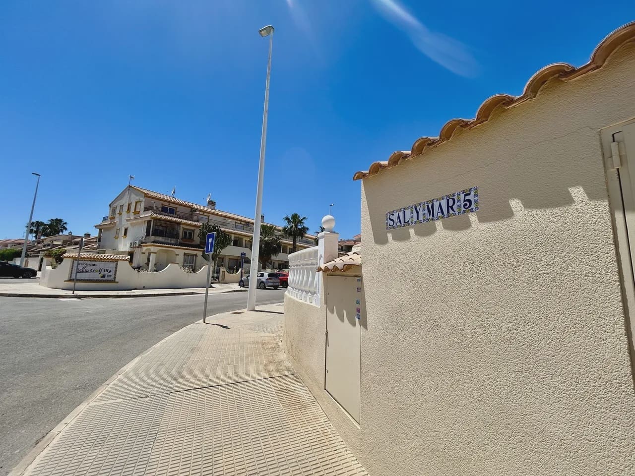 2 soverom Villa til salgs i La Zenia med svømmebasseng garasje - € 165 000 (Ref: 9995417)