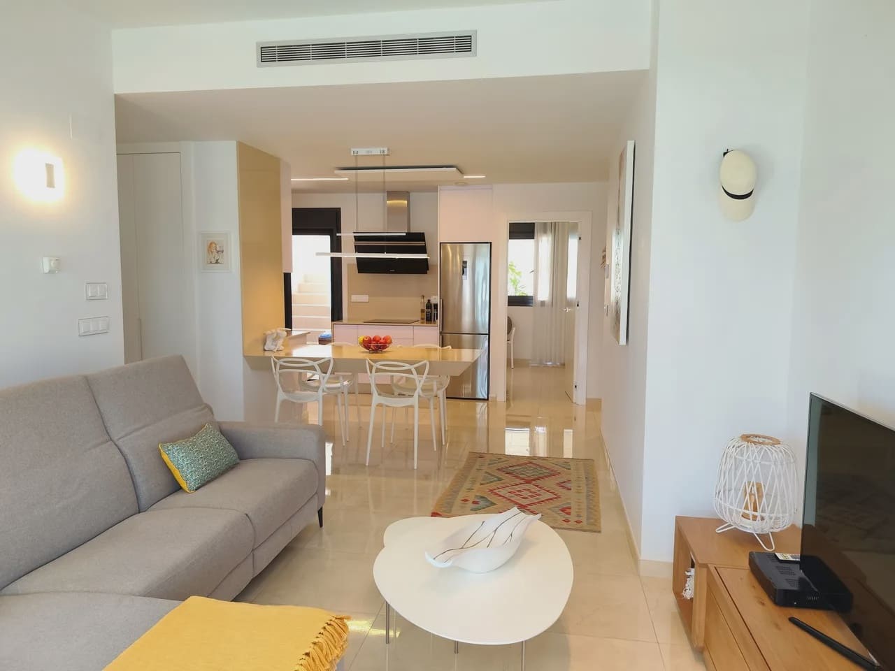 3 quarto Moradia para venda em San Miguel de Salinas com piscina garagem - 399 000 € (Ref: 9995419)