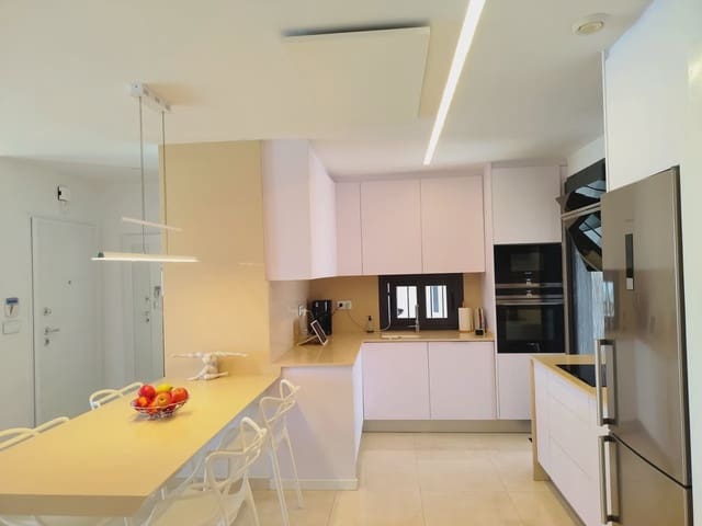 3 sovrum Villa till salu i San Miguel de Salinas med pool garage - 399 000 € (Ref: 9995419)
