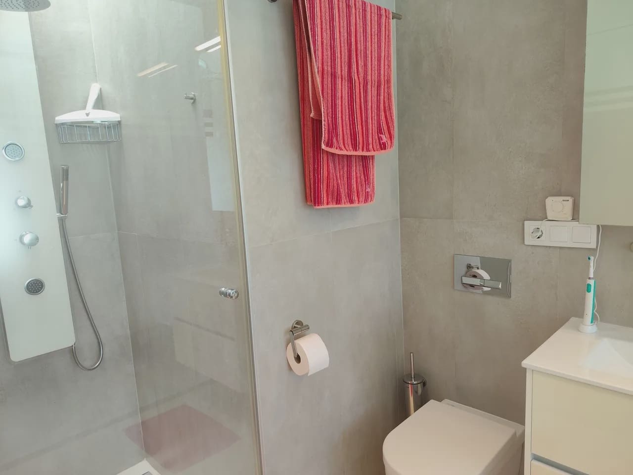3 quarto Moradia para venda em San Miguel de Salinas com piscina garagem - 399 000 € (Ref: 9995419)