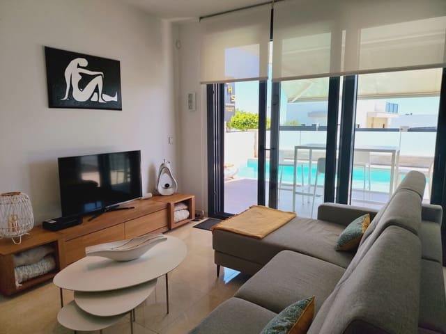 3 sovrum Villa till salu i San Miguel de Salinas med pool garage - 399 000 € (Ref: 9995419)