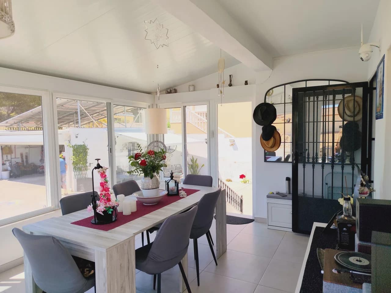3 camera da letto Villa in vendita in Jacarilla con piscina garage - 485.000 € (Rif: 9995420)