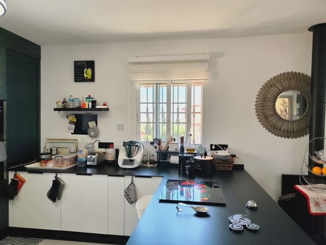 3 soveværelse Villa til salg i Jacarilla med swimmingpool garage - € 485.000 (Ref: 9995420)