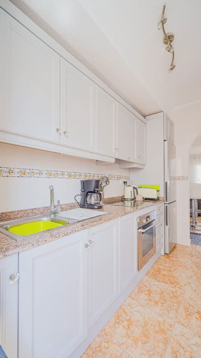 2 Zimmer Apartment zu verkaufen in Orihuela Costa mit Pool - 174.900 € (Ref: 9995421)