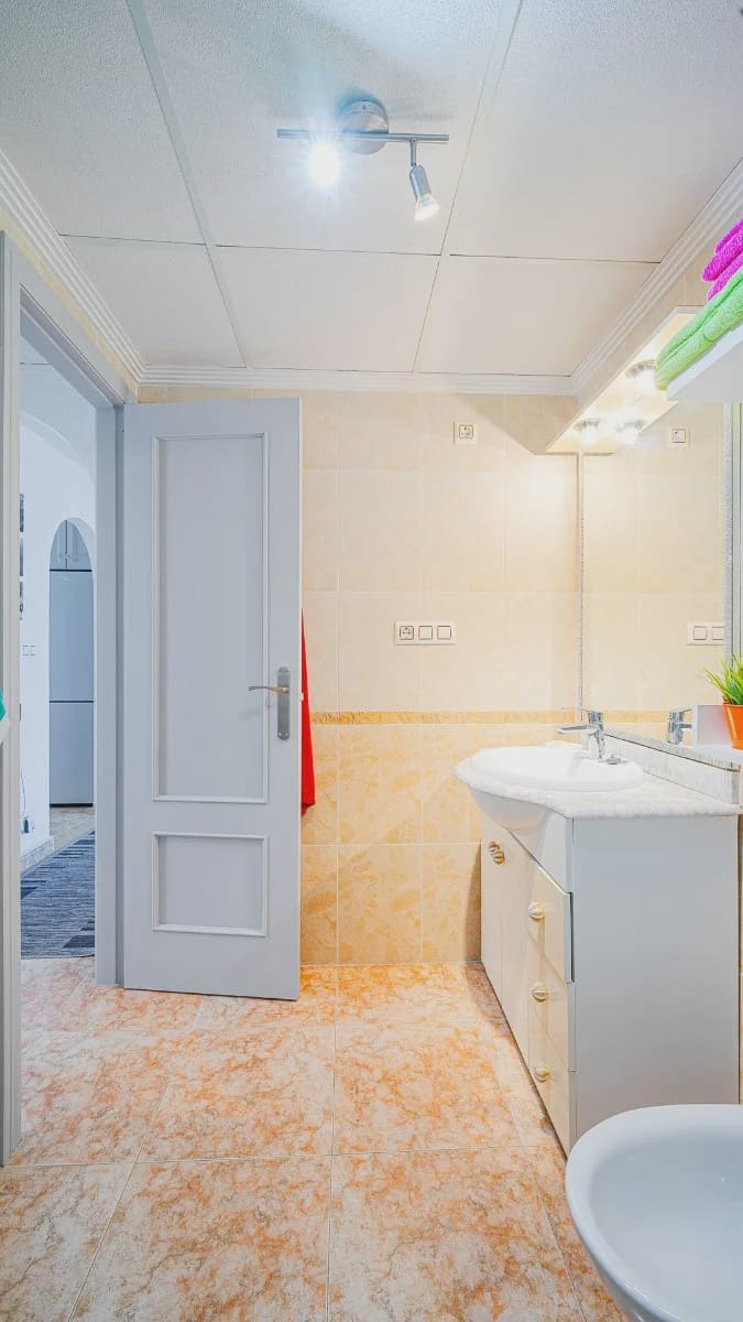 2 Zimmer Apartment zu verkaufen in Orihuela Costa mit Pool - 174.900 € (Ref: 9995421)