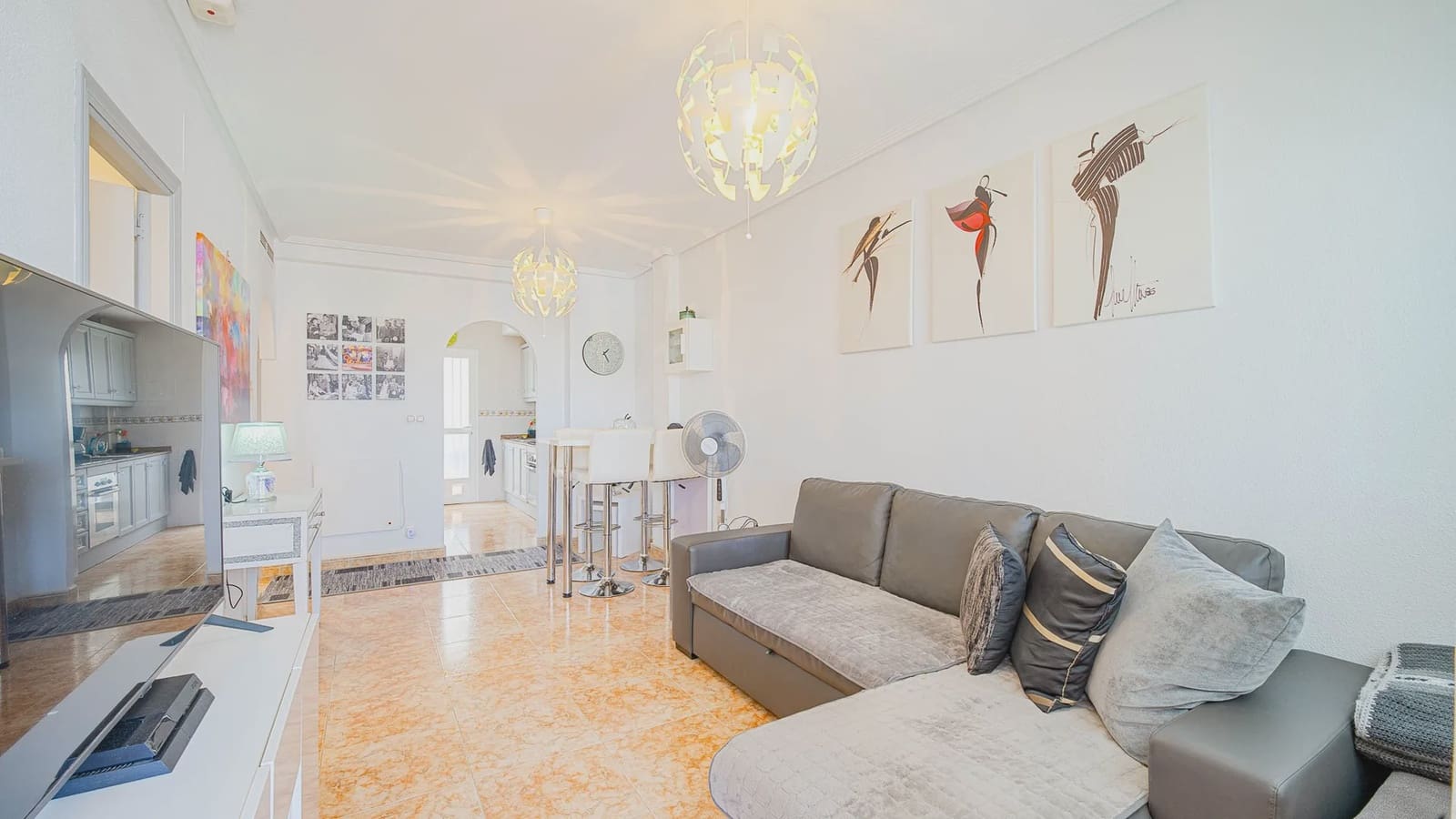 2 Zimmer Apartment zu verkaufen in Orihuela Costa mit Pool - 174.900 € (Ref: 9995421)