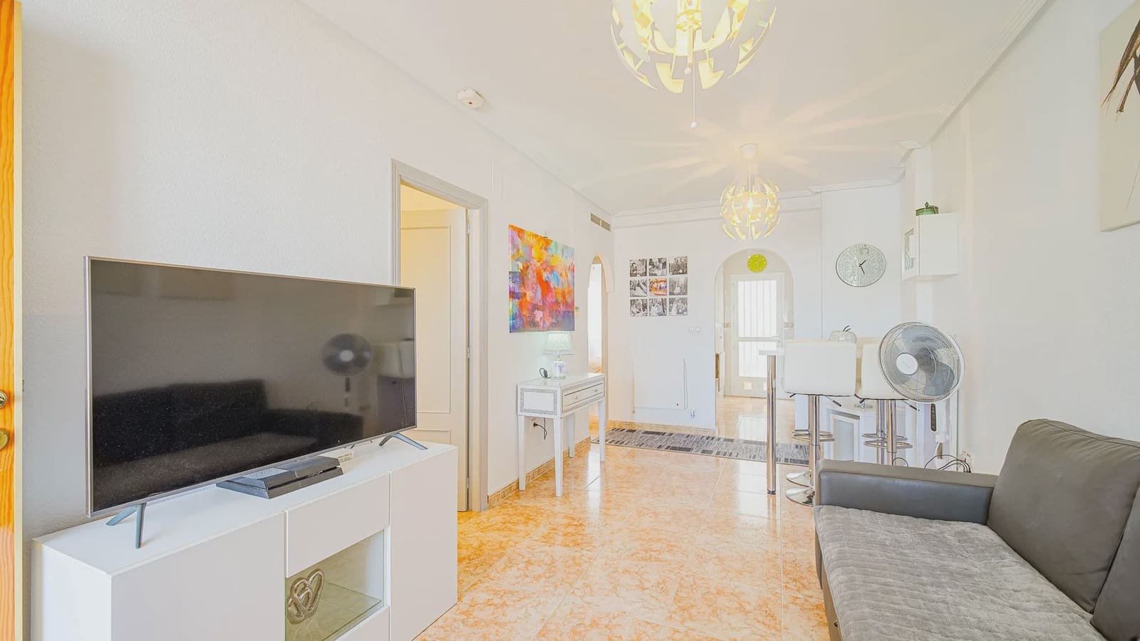 2 Zimmer Apartment zu verkaufen in Orihuela Costa mit Pool - 174.900 € (Ref: 9995421)