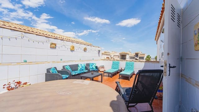 2 soveværelse Lejlighed til salg i Punta Prima, Orihuela med swimmingpool - € 174.900 (Ref: 9995421)
