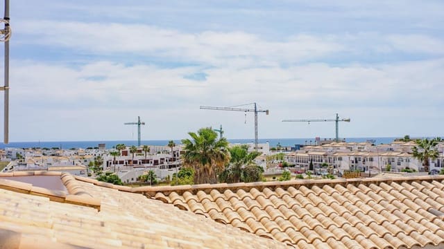 2 soveværelse Lejlighed til salg i Punta Prima, Orihuela med swimmingpool - € 174.900 (Ref: 9995421)