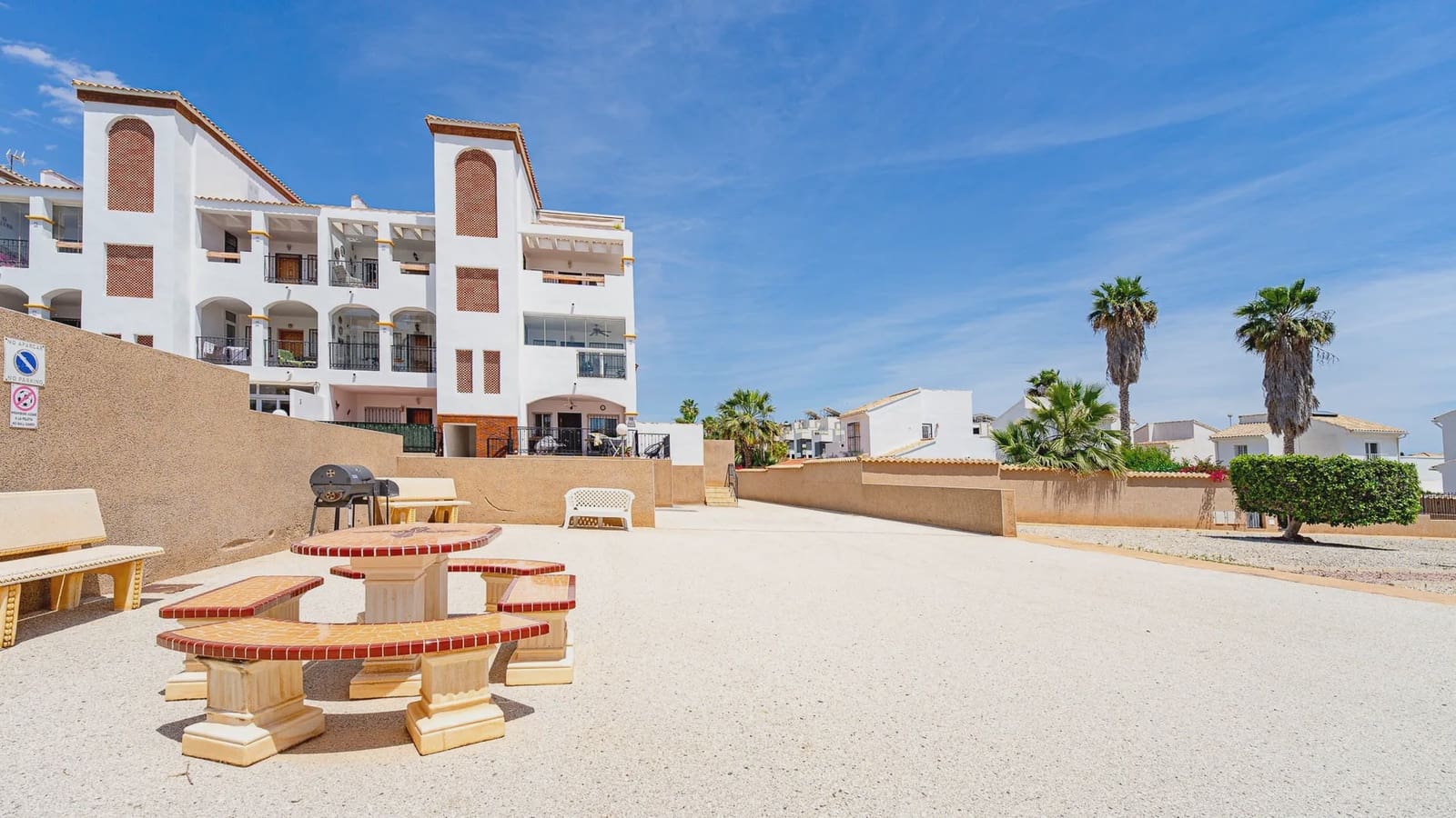 2 Zimmer Apartment zu verkaufen in Orihuela Costa mit Pool - 174.900 € (Ref: 9995421)