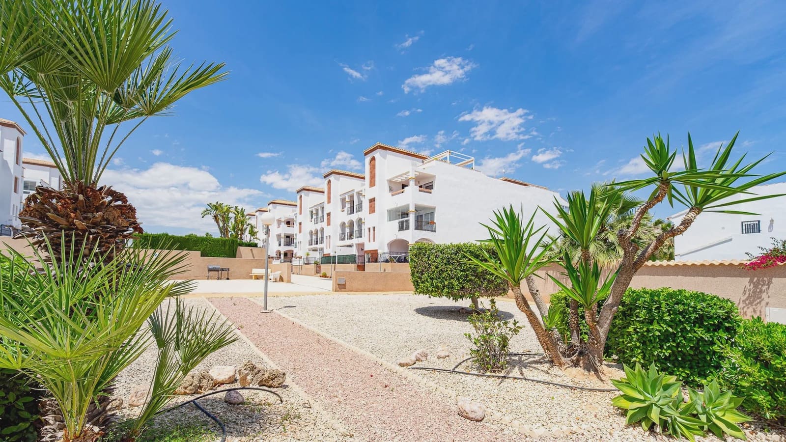2 Zimmer Apartment zu verkaufen in Orihuela Costa mit Pool - 174.900 € (Ref: 9995421)