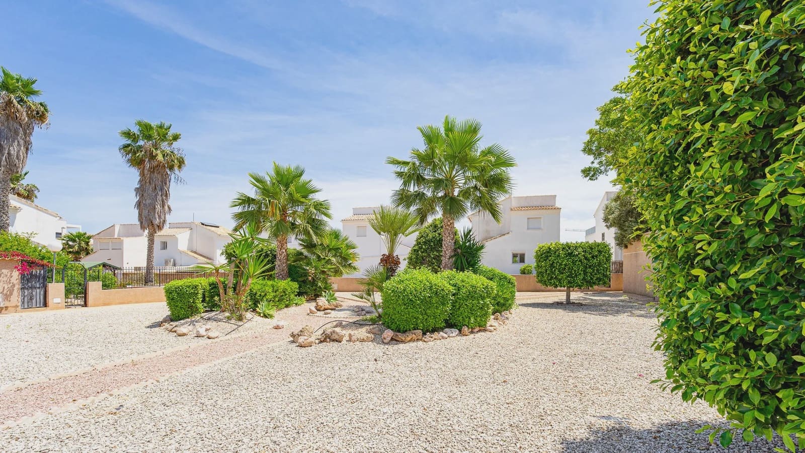 2 Zimmer Apartment zu verkaufen in Orihuela Costa mit Pool - 174.900 € (Ref: 9995421)