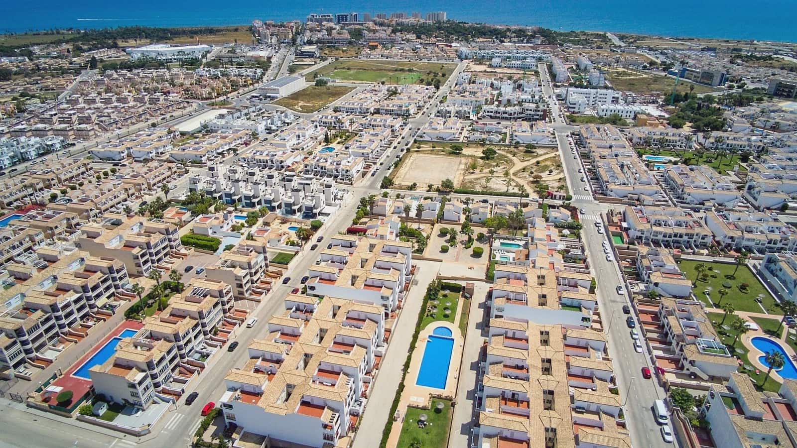 2 Zimmer Apartment zu verkaufen in Orihuela Costa mit Pool - 174.900 € (Ref: 9995421)