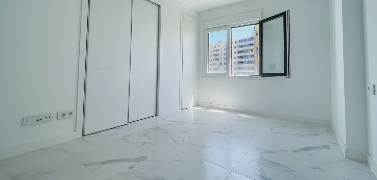 3 chambre Appartement à vendre à Orihuela Costa avec piscine garage - 579 900 € (Ref: 9996513)
