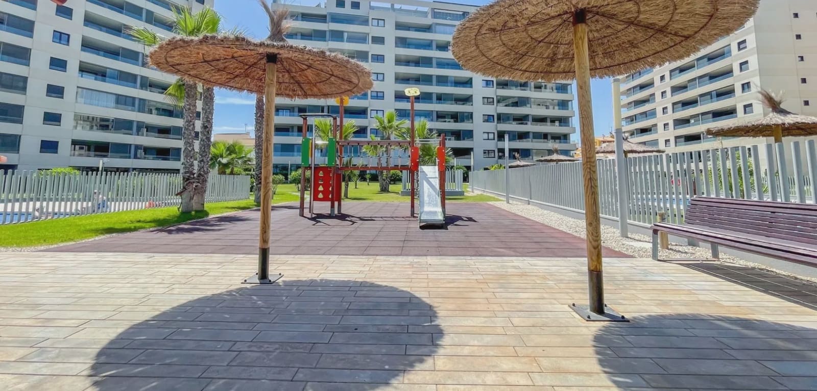 3 chambre Appartement à vendre à Orihuela Costa avec piscine garage - 579 900 € (Ref: 9996513)