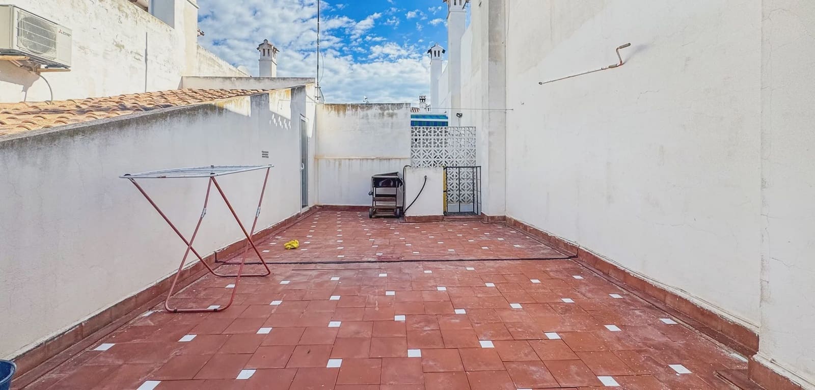 2 soverom Bungalow til salgs i Torrevieja med svømmebasseng - € 160 000 (Ref: 9996514)