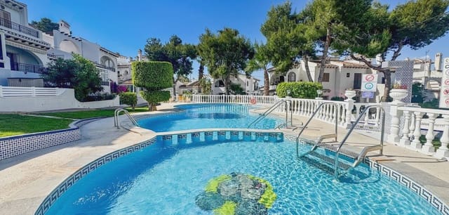 2 soverom Bungalow til salgs i Aguas Nuevas, Torrevieja med svømmebasseng - € 160 000 (Ref: 9996514)