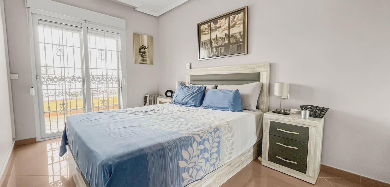 3 soveværelse Villa til salg i Orihuela Costa med swimmingpool garage - € 435.900 (Ref: 9996516)