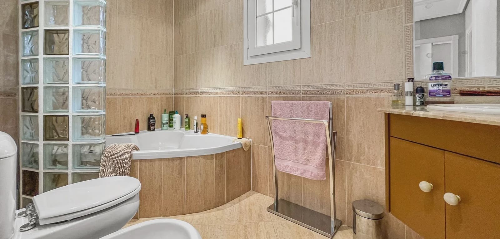 3 soveværelse Villa til salg i Orihuela Costa med swimmingpool garage - € 435.900 (Ref: 9996516)