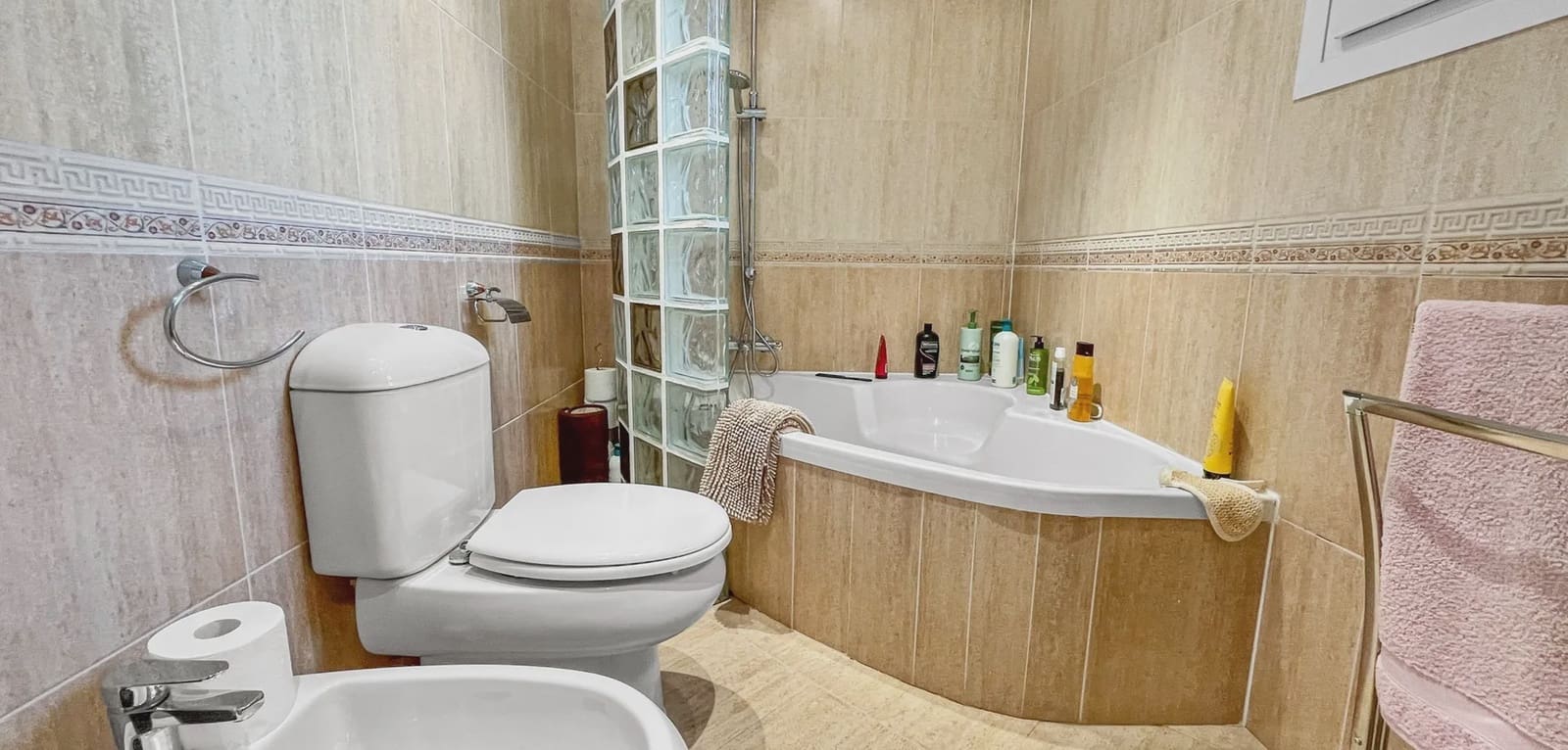 3 soveværelse Villa til salg i Orihuela Costa med swimmingpool garage - € 435.900 (Ref: 9996516)