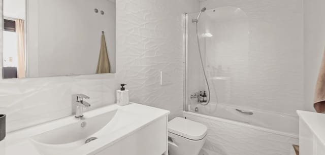 2 slaapkamer Appartement te koop in La Florida, Orihuela met zwembad garage - € 259.000 (Ref: 9996517)