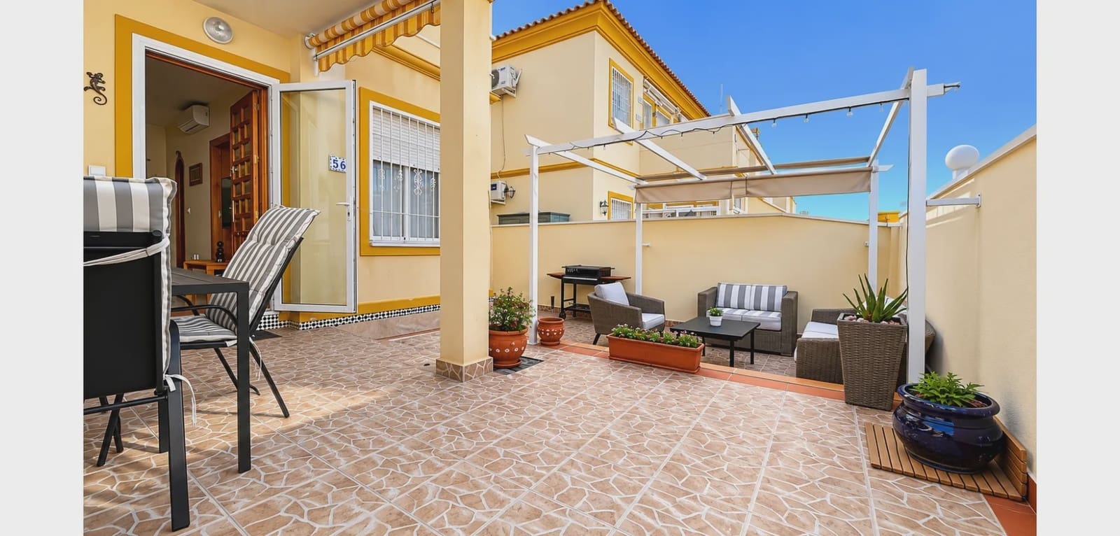 2 soverom Bungalow til salgs i Orihuela Costa med svømmebasseng - € 176 900 (Ref: 9996518)