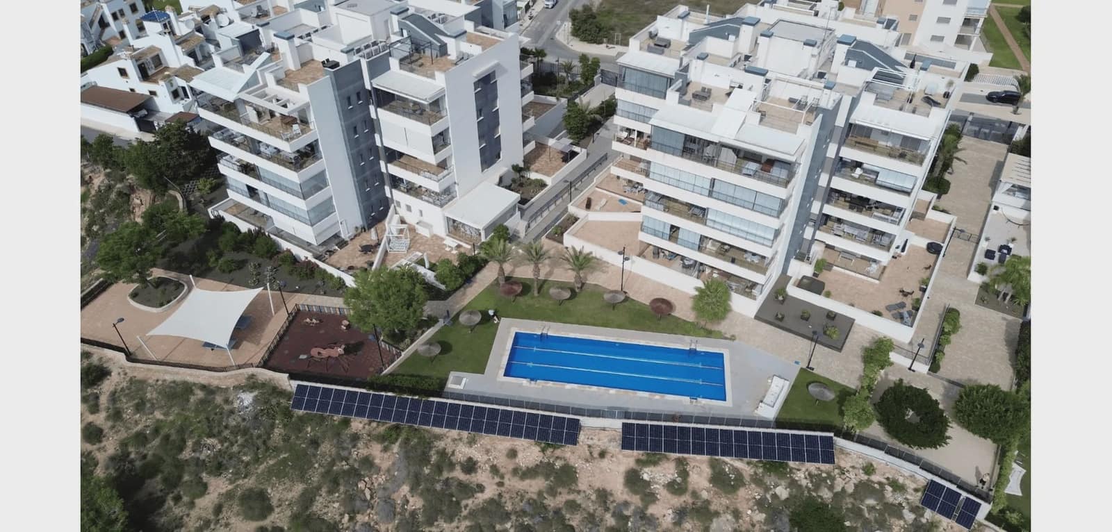 3 soveværelse Lejlighed til salg i Orihuela Costa med swimmingpool garage - € 320.000 (Ref: 9996519)