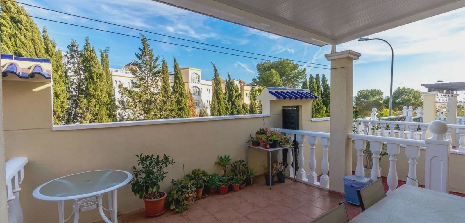 3 soverom Villa til salgs i Orihuela Costa med svømmebasseng garasje - € 295 000 (Ref: 9996521)