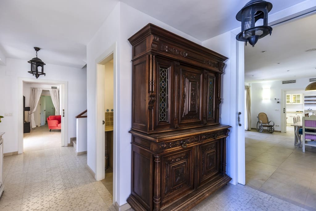 5 sypialnia Willa na sprzedaż w Melegis z basenem garażem - 800 000 € (Ref: 10026146)