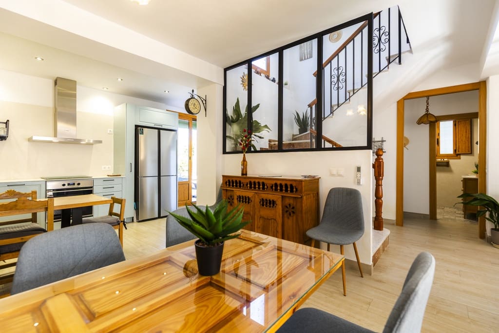 5 chambre Maison de Ville à vendre à Melegis - 452 000 € (Ref: 10185904)
