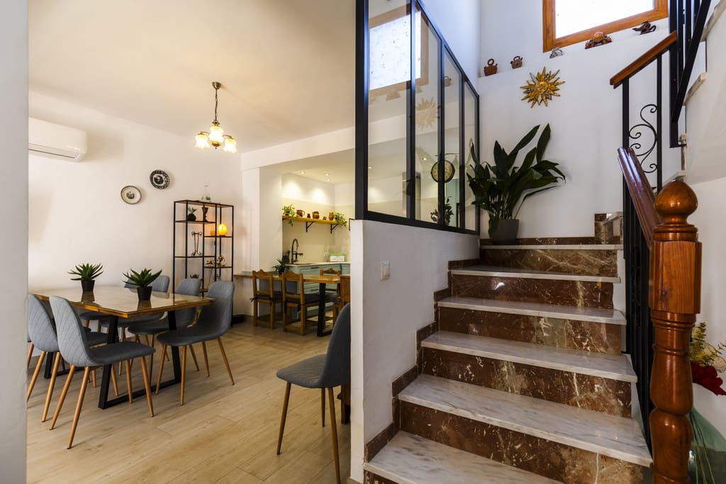 5 chambre Maison de Ville à vendre à Melegis - 452 000 € (Ref: 10185904)