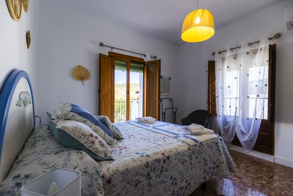 5 chambre Maison de Ville à vendre à Melegis - 452 000 € (Ref: 10185904)