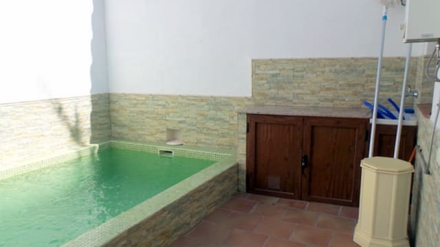 3 soveværelse Byhus til salg i Albunuelas med swimmingpool - € 140.000 (Ref: 7372267)