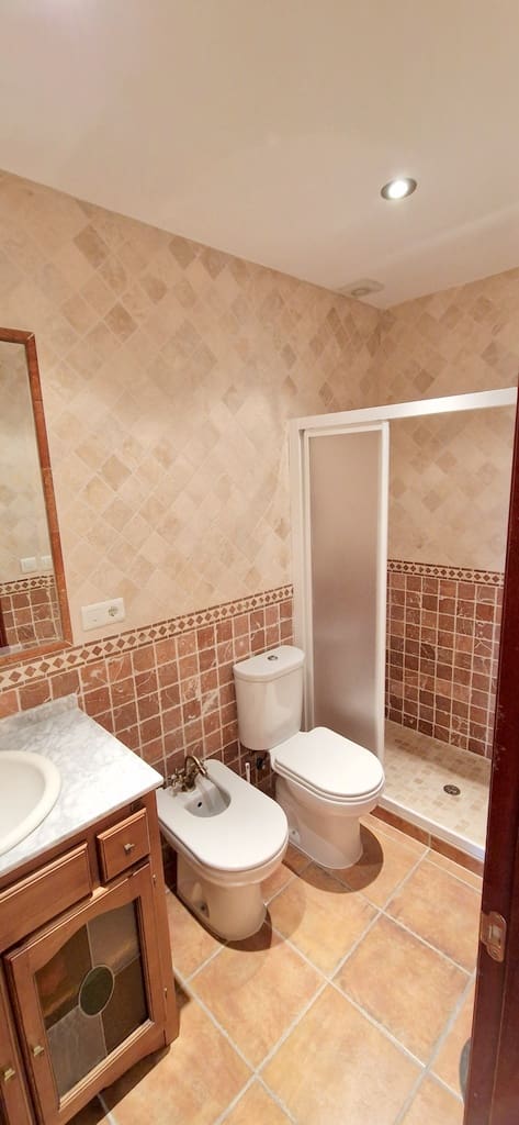 3 soveværelse Byhus til salg i Albunuelas med swimmingpool - € 140.000 (Ref: 7372267)