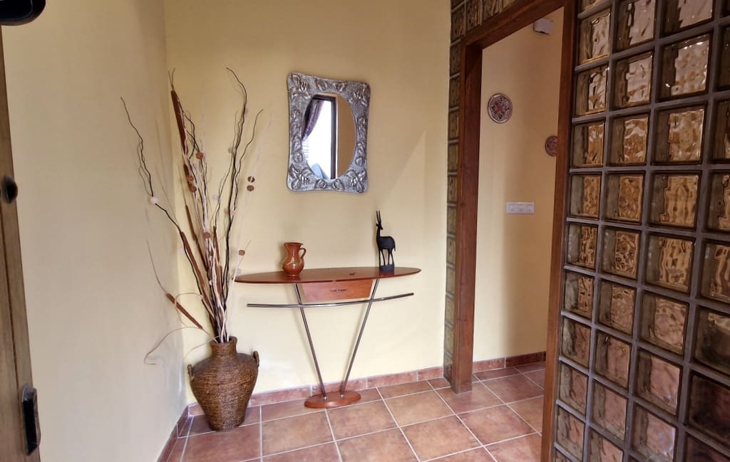 3 soveværelse Byhus til salg i Albunuelas med swimmingpool - € 140.000 (Ref: 7372267)