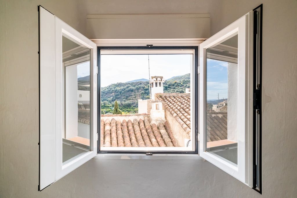 2 soveværelse Byhus til salg i Saleres - € 69.000 (Ref: 7916397)