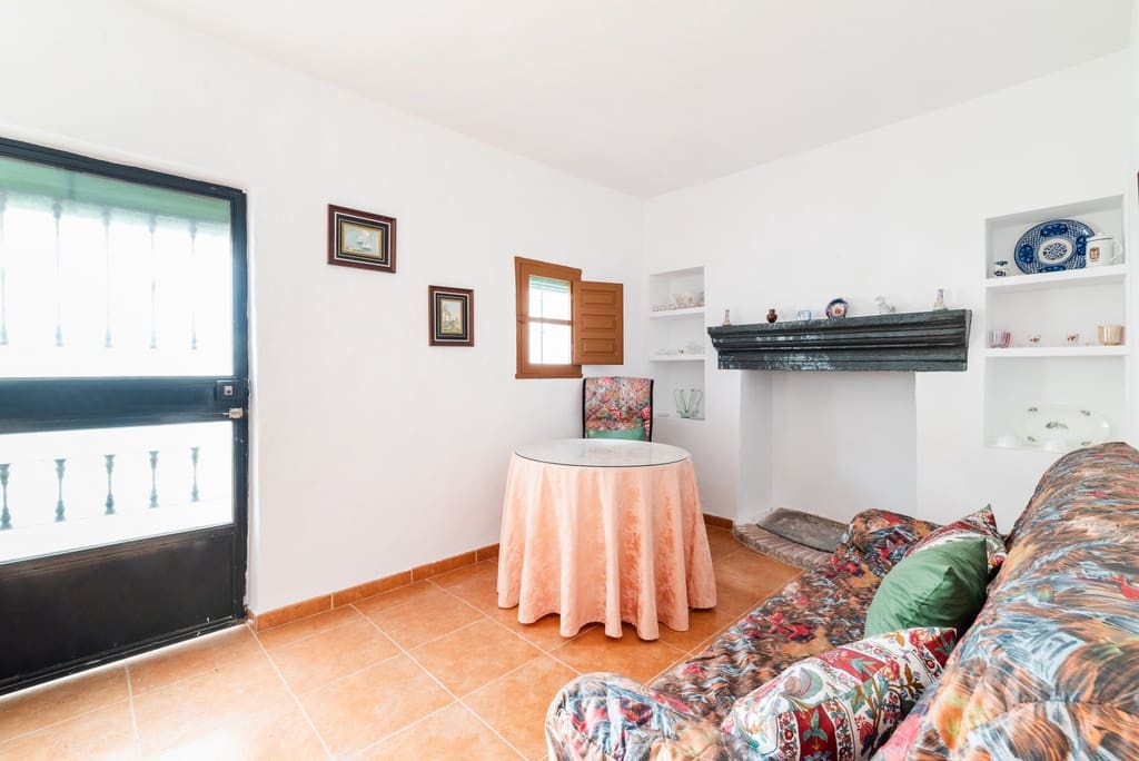 2 soveværelse Byhus til salg i Saleres - € 69.000 (Ref: 7916397)