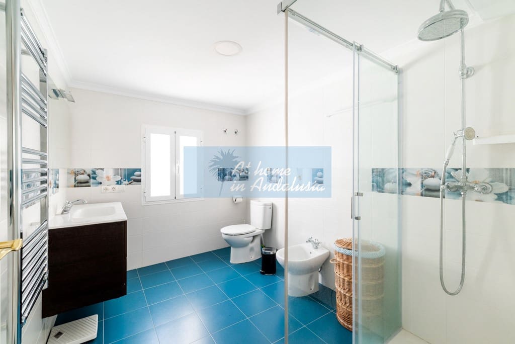 5 bedroom Townhouse for sale in Lecrin - € 390,000 (Ref: 8245898)