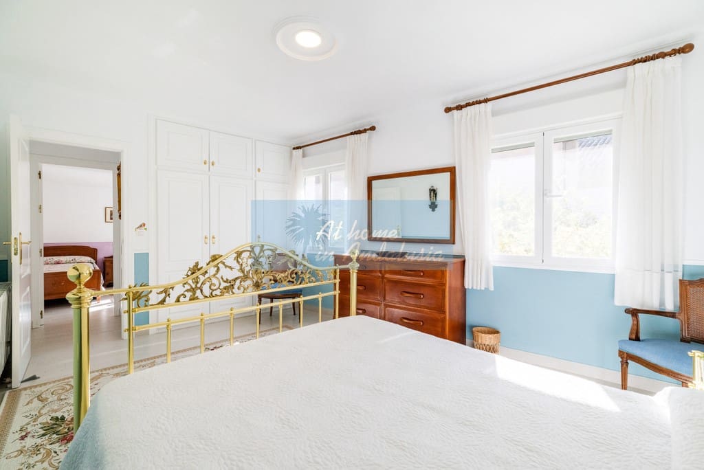 5 bedroom Townhouse for sale in Lecrin - € 390,000 (Ref: 8245898)