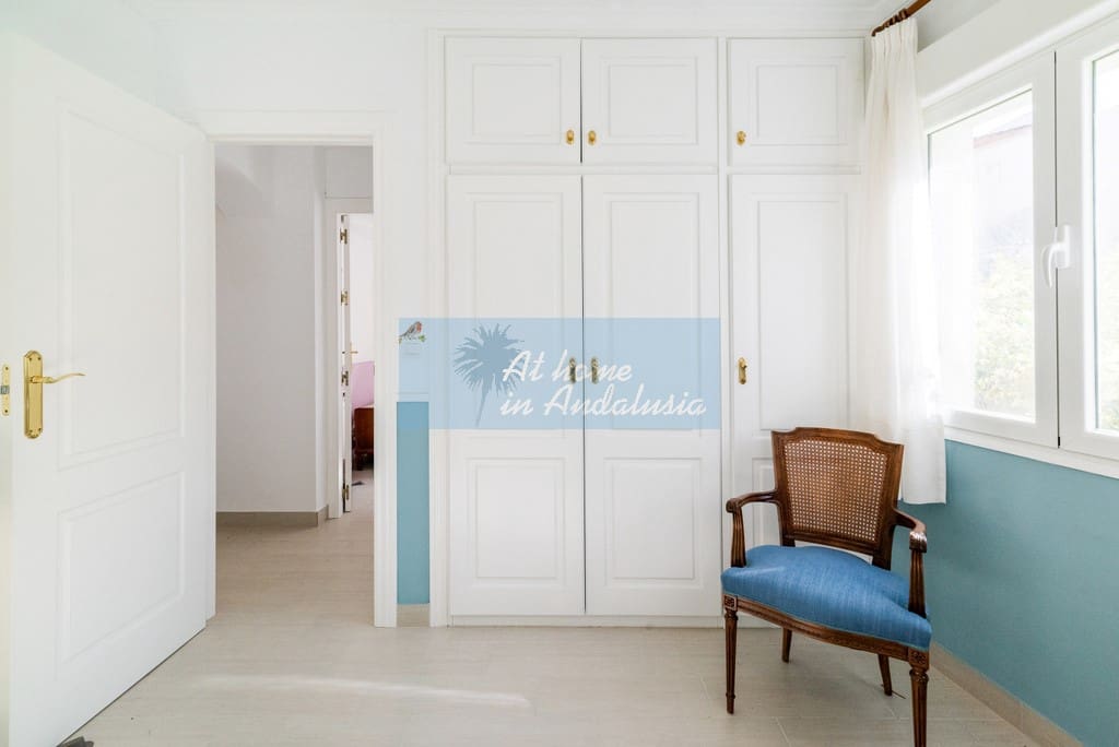 5 bedroom Townhouse for sale in Lecrin - € 390,000 (Ref: 8245898)