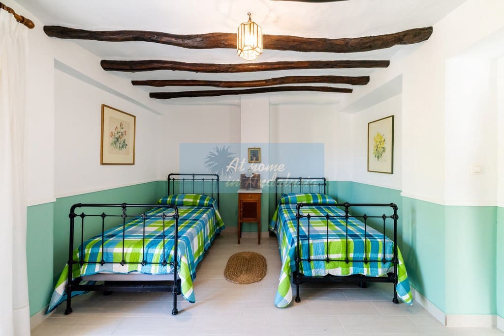 5 bedroom Townhouse for sale in Lecrin - € 390,000 (Ref: 8245898)