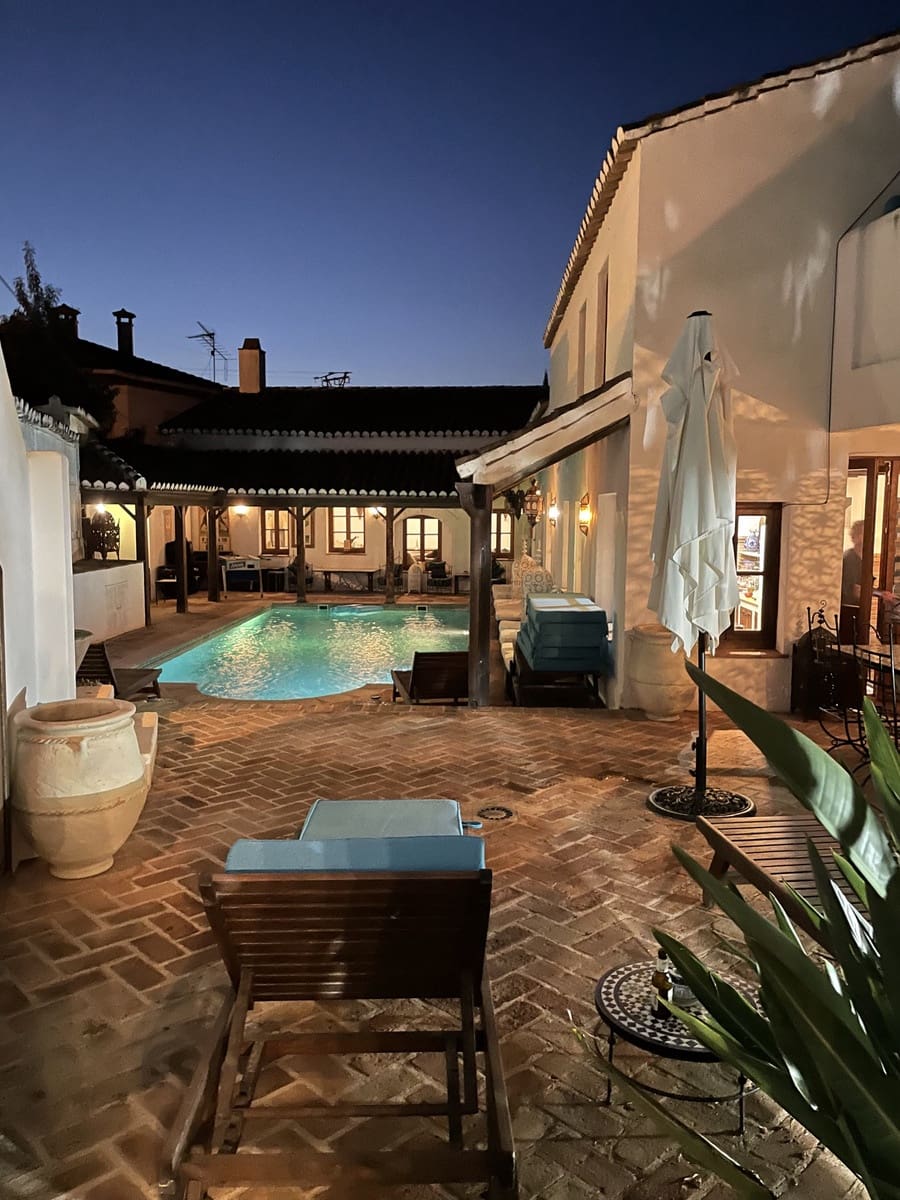 5 soveværelse Villa til salg i Melegis med swimmingpool - € 650.000 (Ref: 8695598)