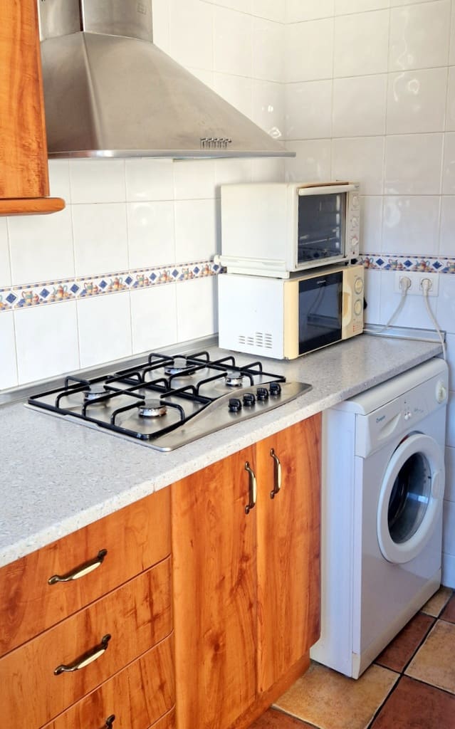 7 soveværelse Guesthouse/B & B til salg i El Pinar med swimmingpool - € 259.000 (Ref: 8776888)