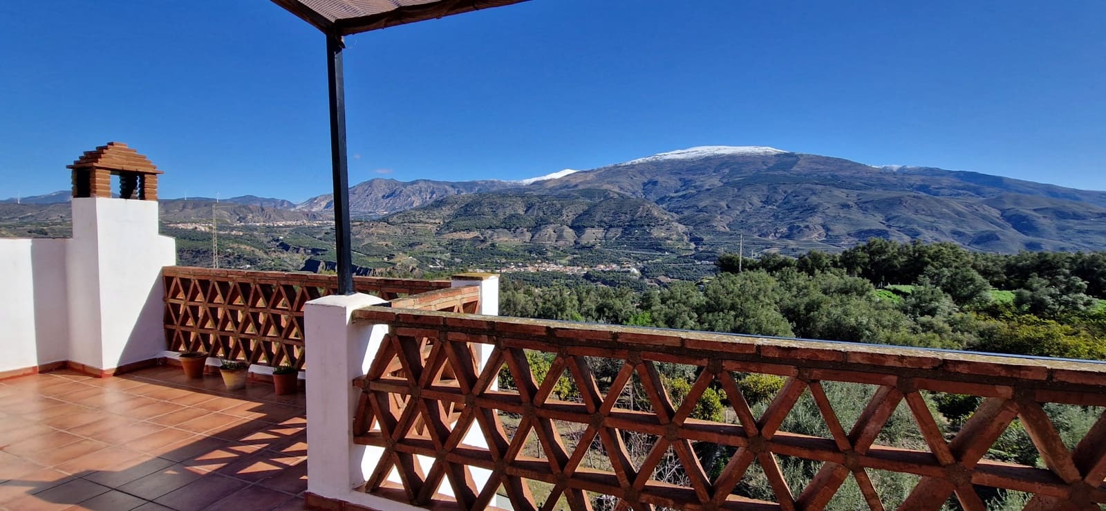 7 soveværelse Guesthouse/B & B til salg i El Pinar med swimmingpool - € 259.000 (Ref: 8776888)