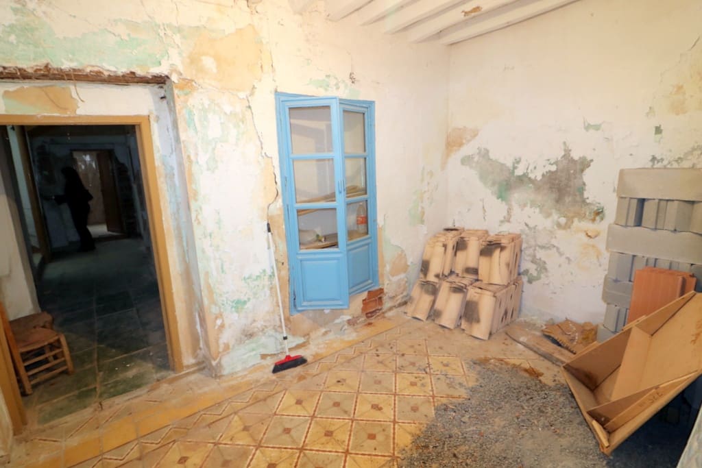 4 soveværelse Byhus til salg i Albunuelas - € 42.000 (Ref: 8855430)