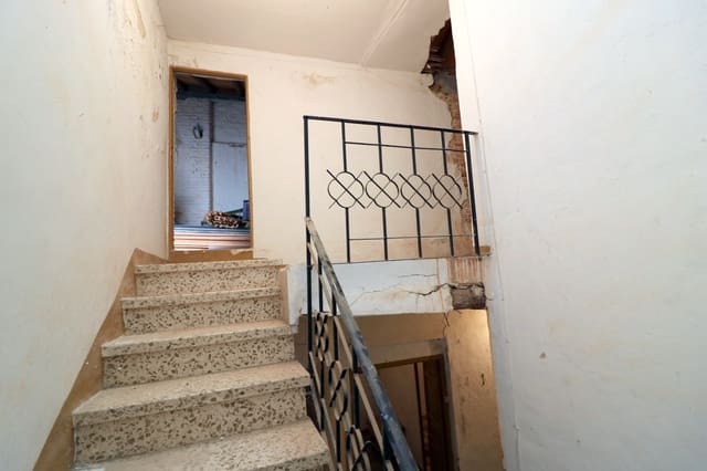 4 soveværelse Byhus til salg i Albuñuelas - € 42.000 (Ref: 8855430)